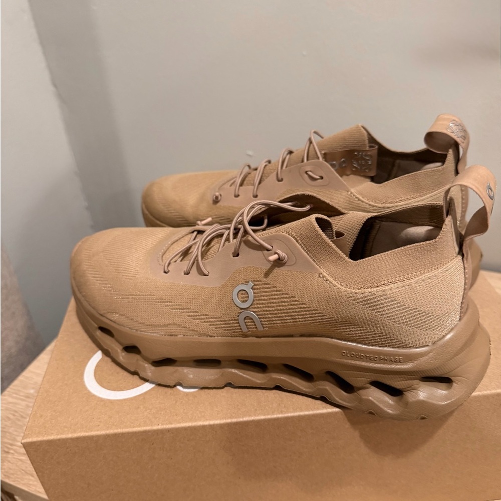 Loewe x On running Women's Tan Sneakers